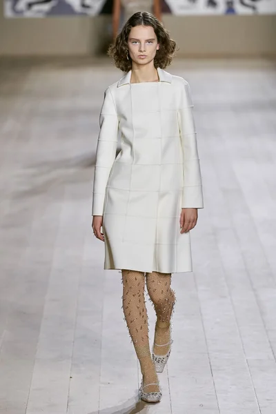 Look 26